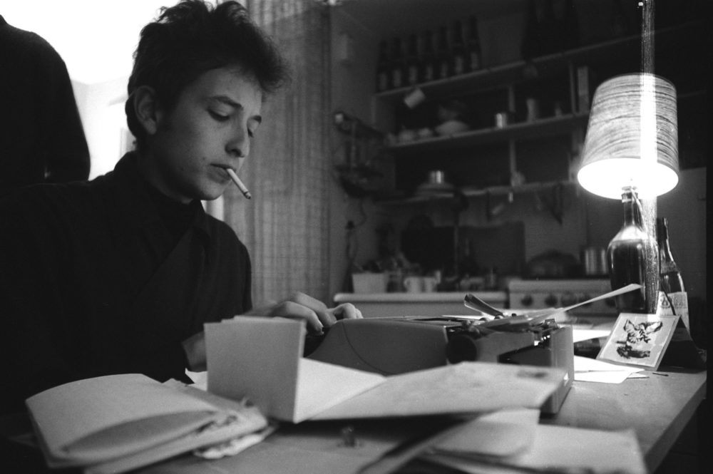 The Comedy Stylings of Bob Dylan
